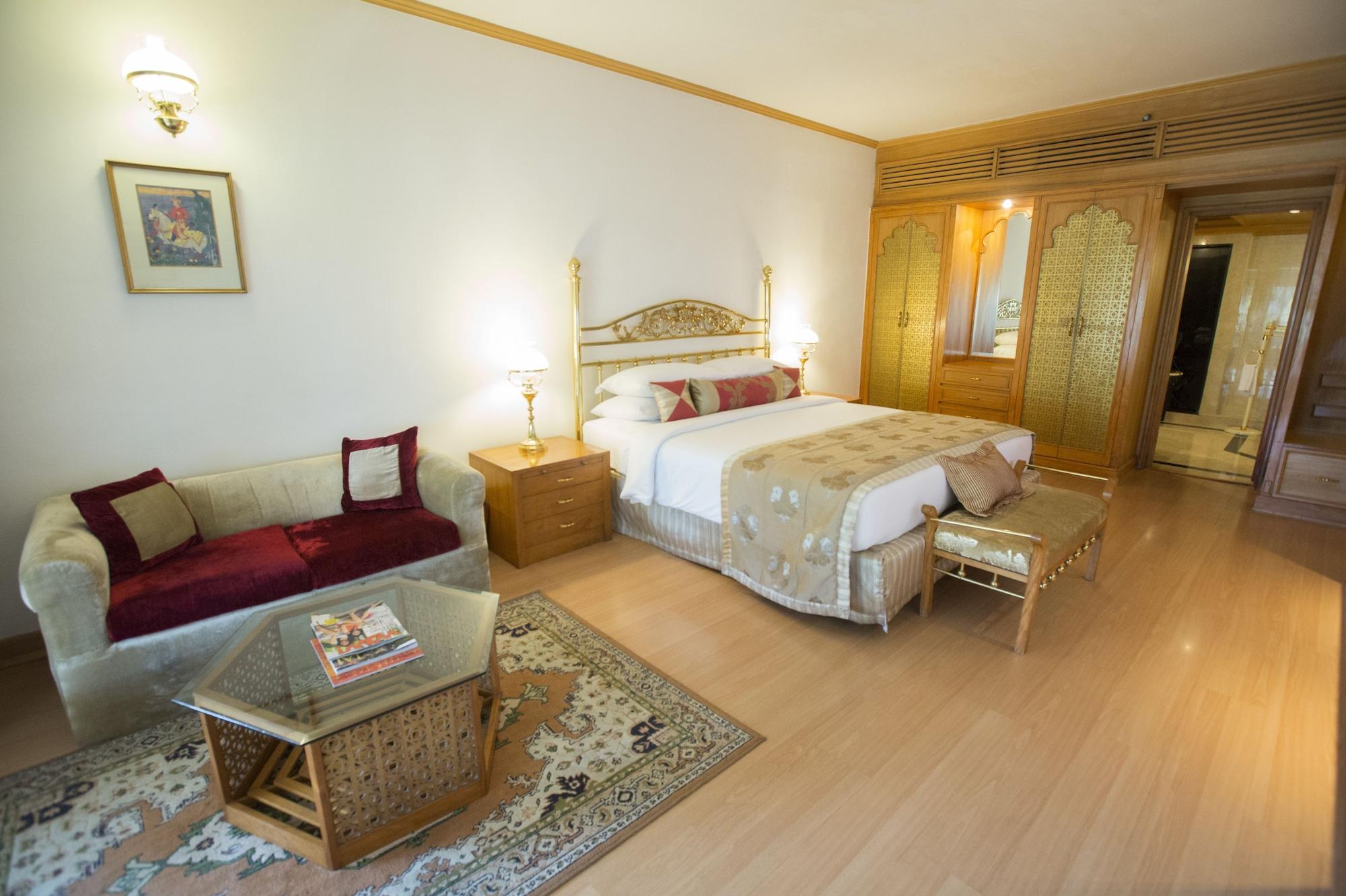 Taj Banjara Hotel Haidarábád Kültér fotó A room at the Taj Mahal Palace