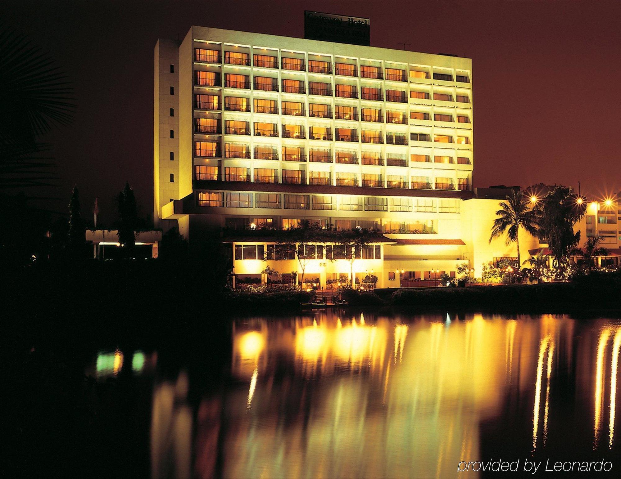 Taj Banjara Hotel Haidarábád Kültér fotó The Royal
