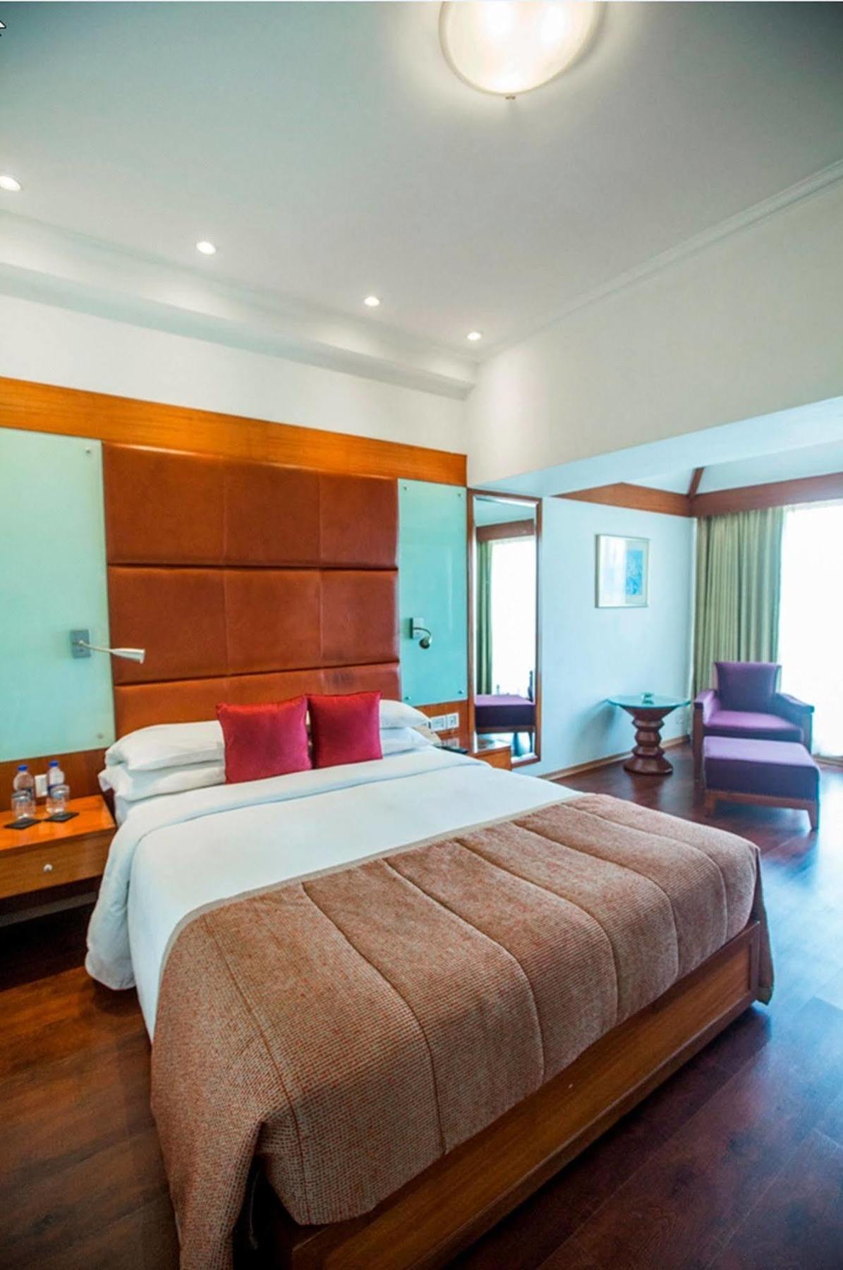 Taj Banjara Hotel Haidarábád Kültér fotó A room at the Taj Bengal